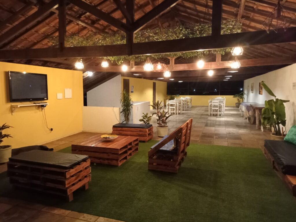 Área de convivência coberta do Pecém Hotel