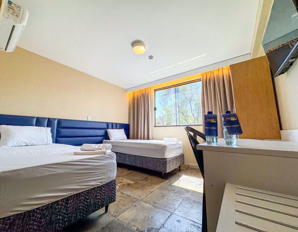 Suíte do Pecém Hotel com duas camas